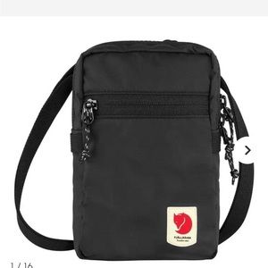 Fjallraven High Coast Pocket black Crossbody sling bag